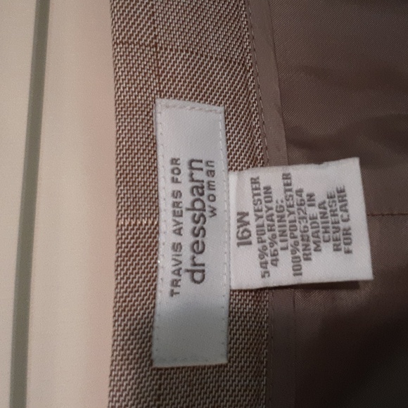Women's Tan Blazer Pant Suit - Picture 13 of 14